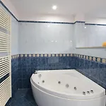 2 Bedroom In Apartman *
