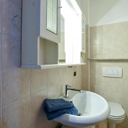 Apartment 2 Bedroom In