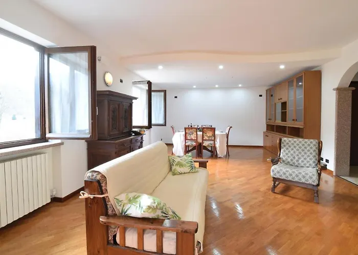 2 Bedroom In Διαμέρισμα