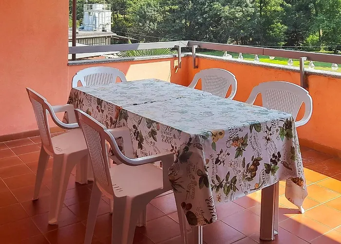 2 Bedroom In Διαμέρισμα *